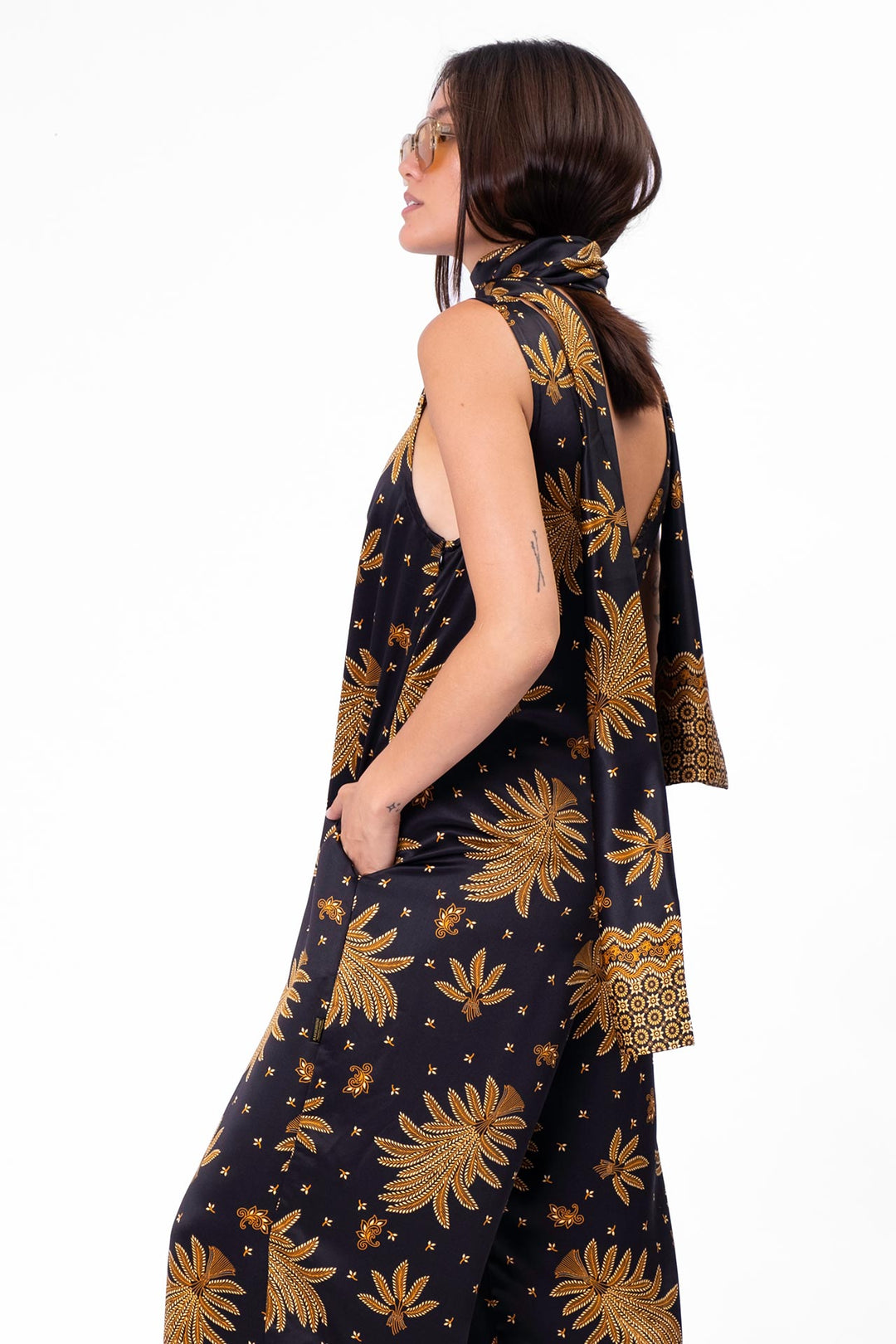 Noble Charm Gold