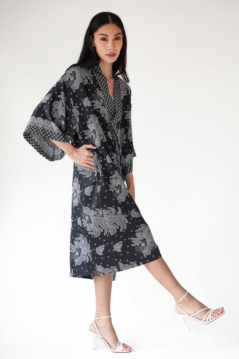 Moon Shadow – Rafikimono